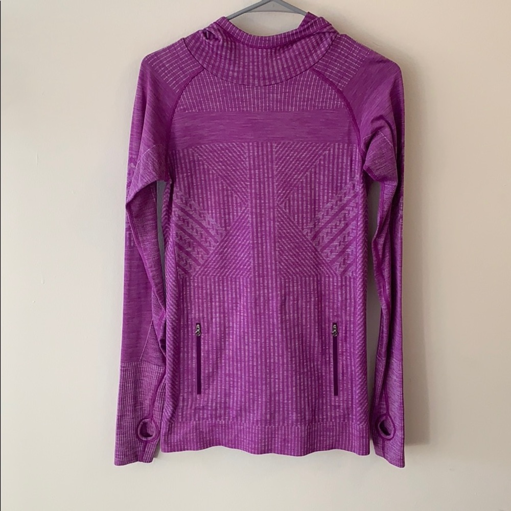 Long sleeve Lululemon activewear top